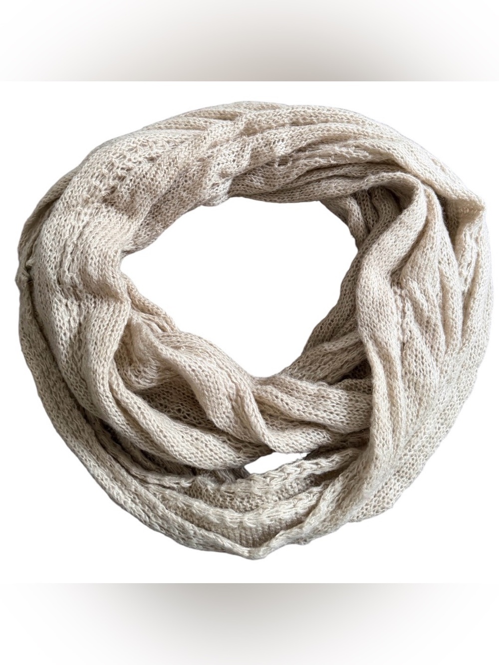 Women's Beige Loose Cable-Knit Infinity Scarf